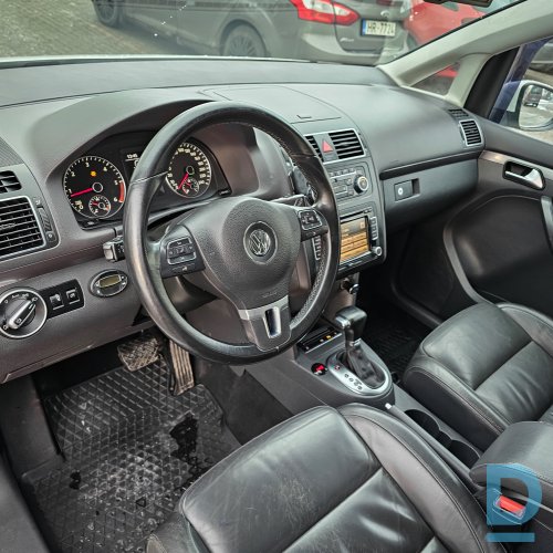 Pārdod Volkswagen Touran 1.6d, 2010