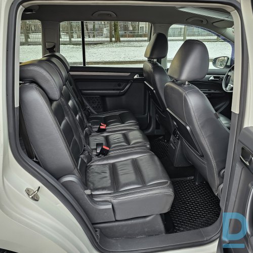 Pārdod Volkswagen Touran 1.6d, 2010