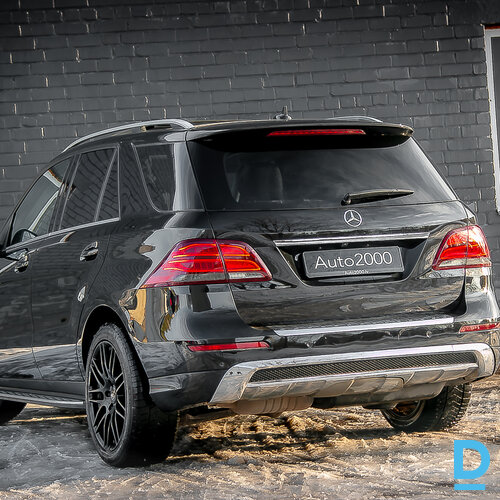 Pārdod Mercedes-Benz ML350 3.0D, 2011