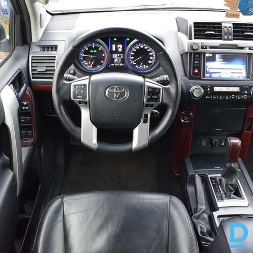 Pārdod Toyota Land Cruiser 150 Restailing, 2016 Pārdod Toyota Land Cruiser 150 Restailing, 2016