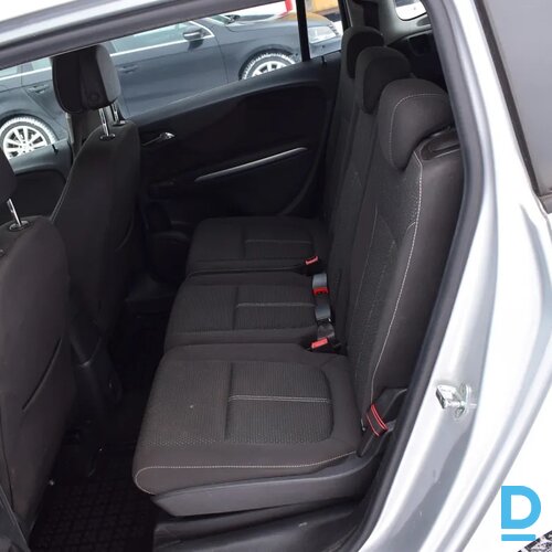 Pārdod Opel Zafira Tourer 1.4, 2012