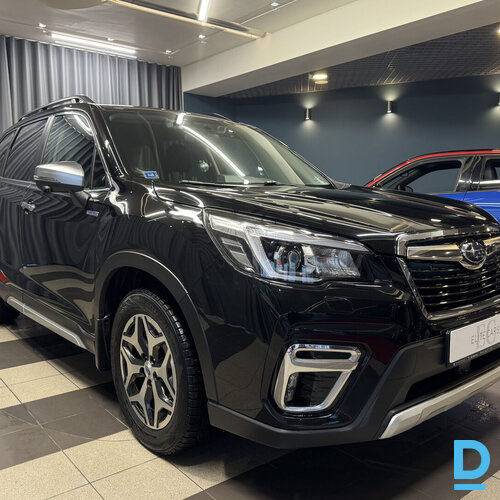 Pārdod Subaru Forester 2.0 hibrīds, 2020