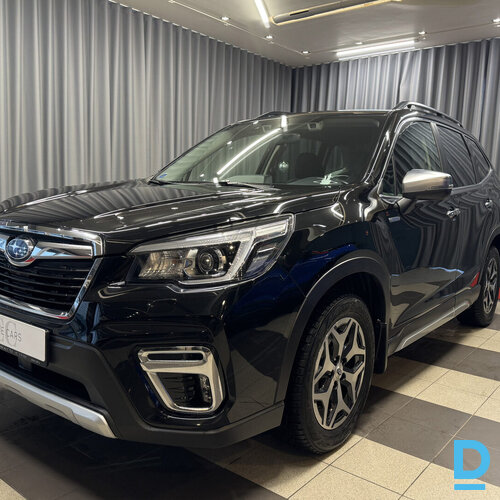 Pārdod Subaru Forester 2.0 hibrīds, 2020