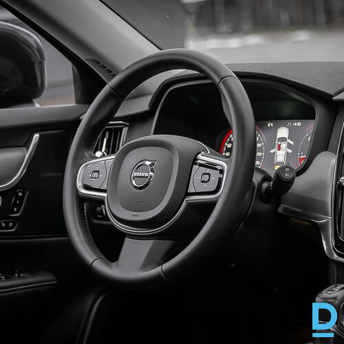 Pārdod Volvo V90 Cross Country 2.0D4, 2020