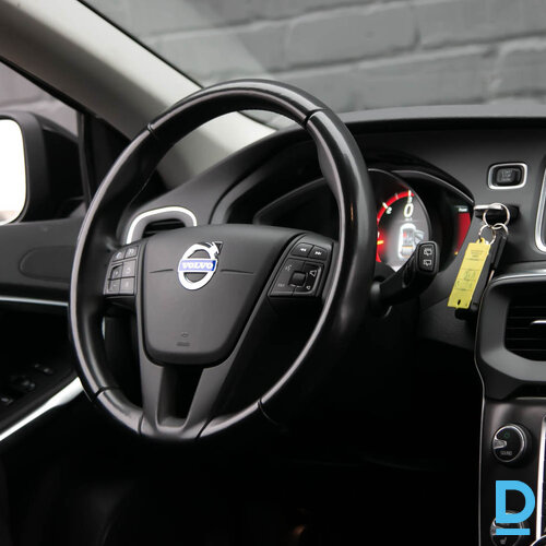 Pārdod Volvo V40 2.0D, 2015 Pārdod Volvo V40 2.0D, 2015