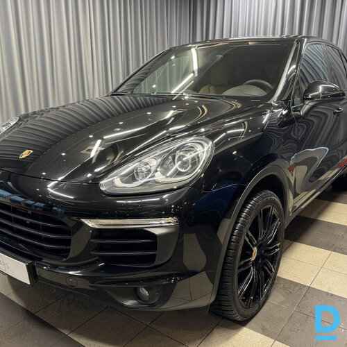 Pārdod Porsche Cayenne 3.0d, 2017