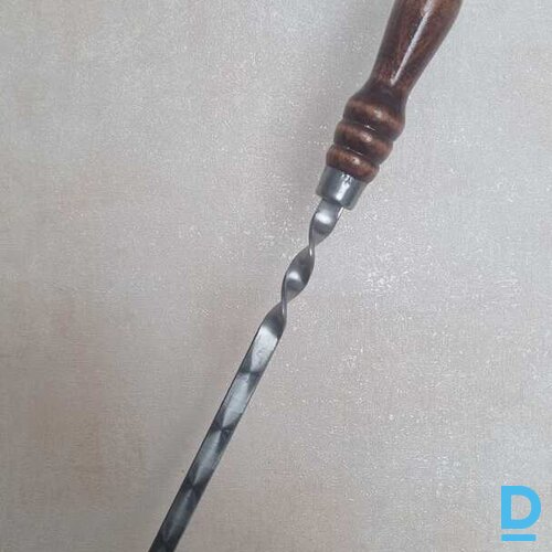 iesms grilēšanai nerūsējošā tērauda ar koka rokturi 50 cm iesms grilēšanai nerūsējošā tērauda ar koka rokturi 50 cm