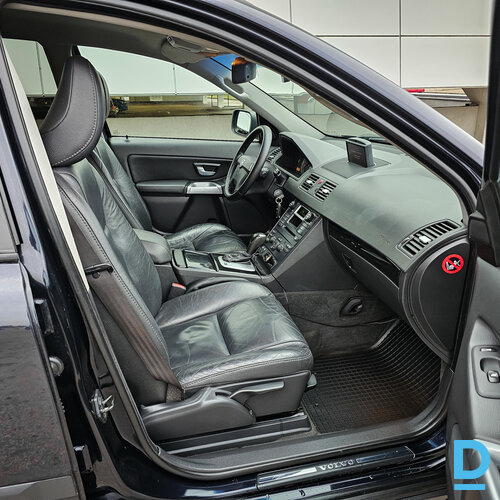 Pārdod Volvo XC 90 2.4d, 2006