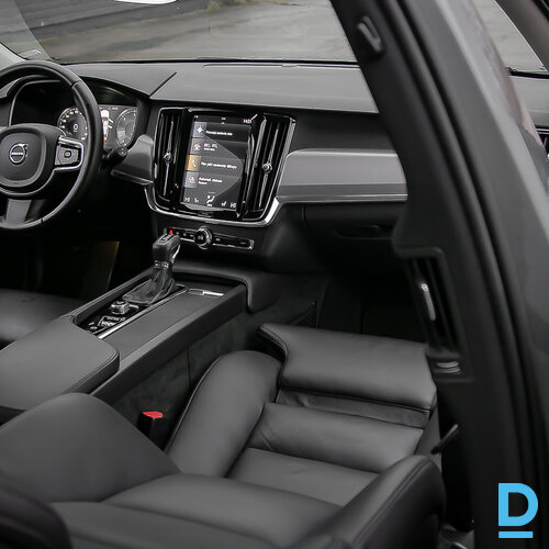 Pārdod Volvo V90 2.0D, 2019