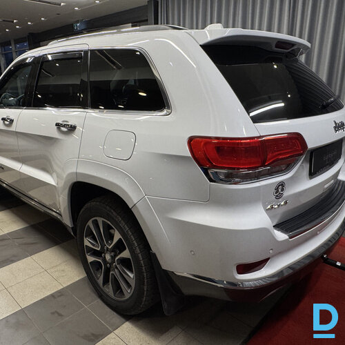 Pārdod Jeep Grand Cherokee 3.0D, 2017