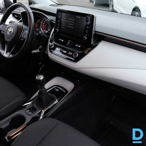 Pārdod Toyota Corolla Touring Sports Turbo, 2020 Pārdod Toyota Corolla Touring Sports Turbo, 2020