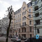 Pārdod dzīvokli Alberta iela 7