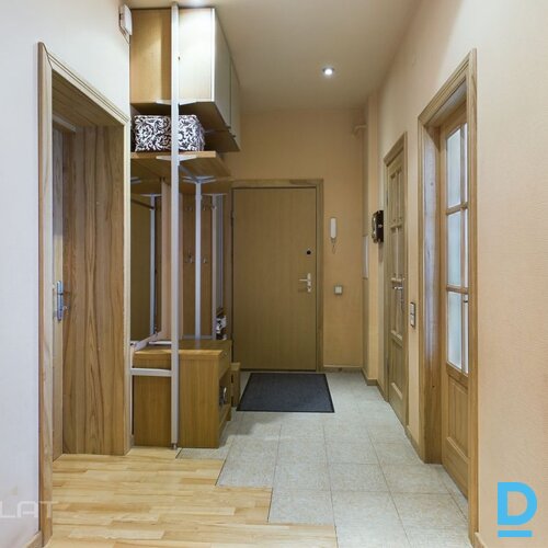 Pārdod dzīvokli Stirnu iela 13A Pārdod dzīvokli Stirnu iela 13A