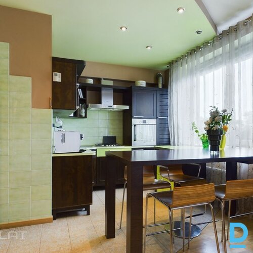 Pārdod dzīvokli Stirnu iela 13A Pārdod dzīvokli Stirnu iela 13A