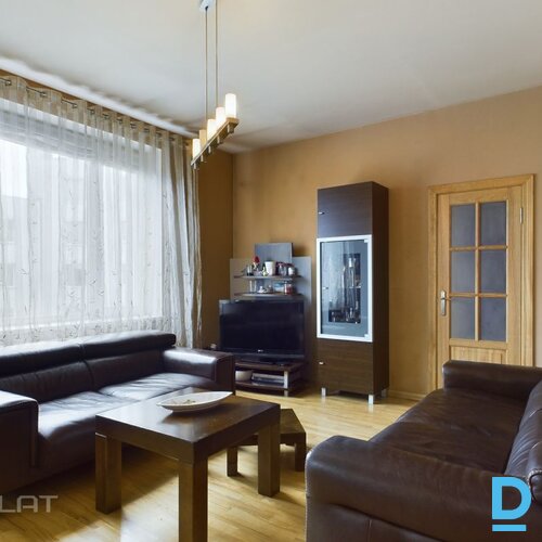 Pārdod dzīvokli Stirnu iela 13A Pārdod dzīvokli Stirnu iela 13A