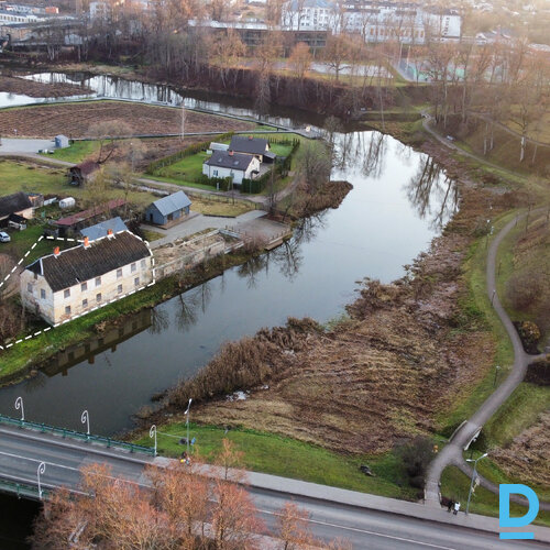 Pārdod māju Brīvības iela 2B