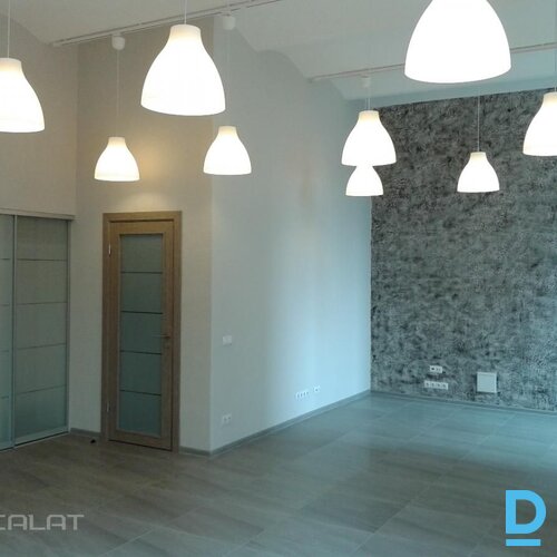 Izīrē salona telpas Rūpniecības iela 42 Izīrē salona telpas Rūpniecības iela 42