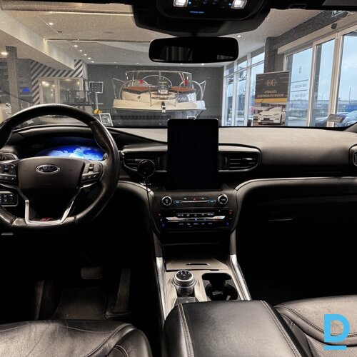 Pārdod Ford Explorer ST 3.0i, 2019