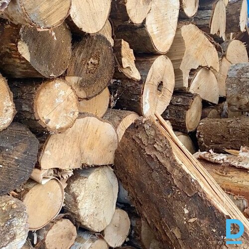 Piedāvā Malkas skaldīšana Piedāvā Malkas skaldīšana