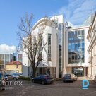 Birojs ar plašu terasi prestižā vietā blakus Citadele bankas galvenajai ēkai