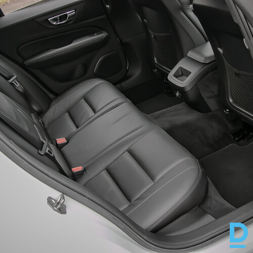 Pārdod Volvo V60 2.0D, 2019 Pārdod Volvo V60 2.0D, 2019