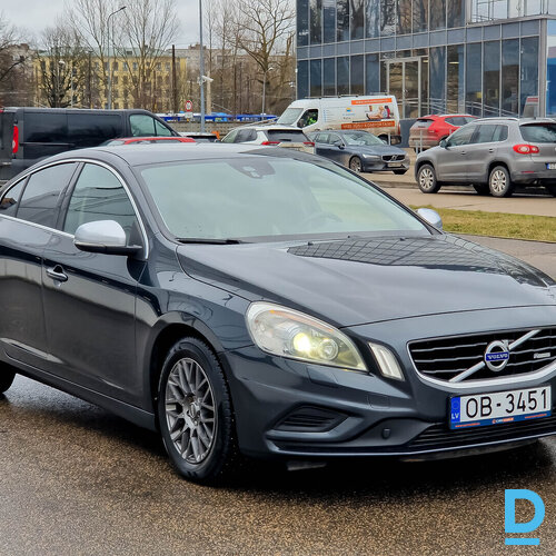 Pārdod Volvo S60 2.0d, R-Design, 2011