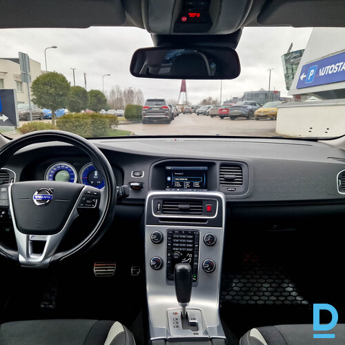 Pārdod Volvo S60 2.0d, R-Design, 2011