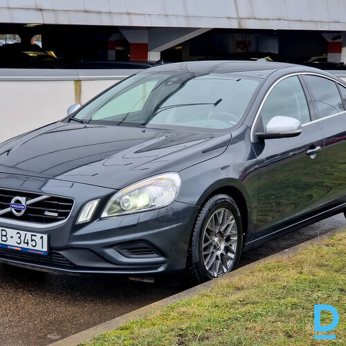 Pārdod Volvo S60 2.0d, R-Design, 2011