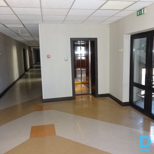Izīrē māju Peldu iela 15, 2969m² Izīrē māju Peldu iela 15, 2969m²