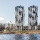 Философская резиденция построена на месте бывшего дома блестящих умов — немецких философов Хаманна и Гердера, которые основали движение, главной целью которого было создание нового поколения мыслителей и творцов