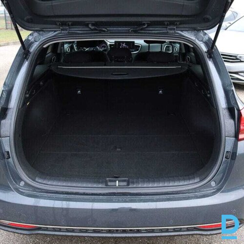 Pārdod Kia Ceed Sw 1.0i, 2022