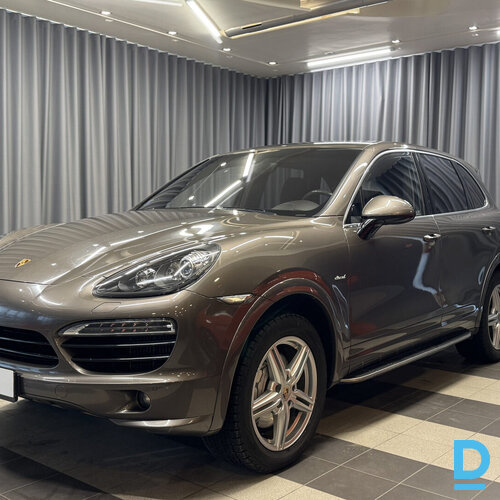 Pārdod Porsche Cayenne S Diesel V8, 2013