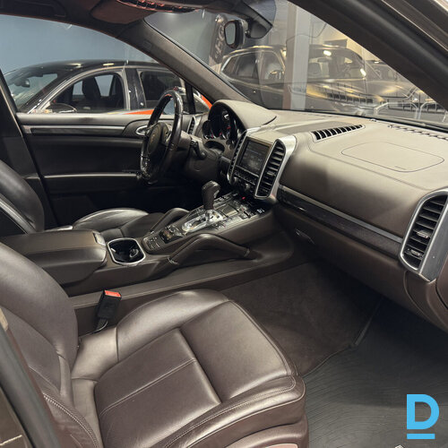Pārdod Porsche Cayenne S Diesel V8, 2013 Pārdod Porsche Cayenne S Diesel V8, 2013