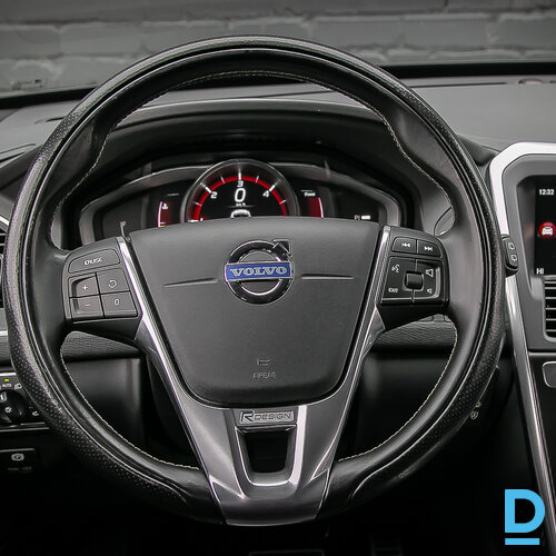 Pārdod XC60 2.0 D4, R-Design, 2014 Pārdod XC60 2.0 D4, R-Design, 2014