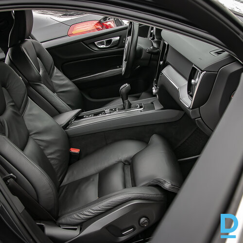 Pārdod Volvo V60 2.0d, 2020 Pārdod Volvo V60 2.0d, 2020