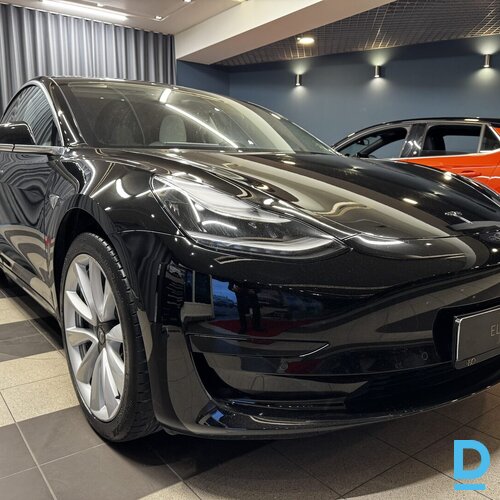 Pārdod Tesla Model 3 Standard Range Plus, 2019