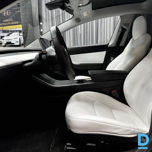 Pārdod Tesla Model 3 Standard Range Plus, 2019