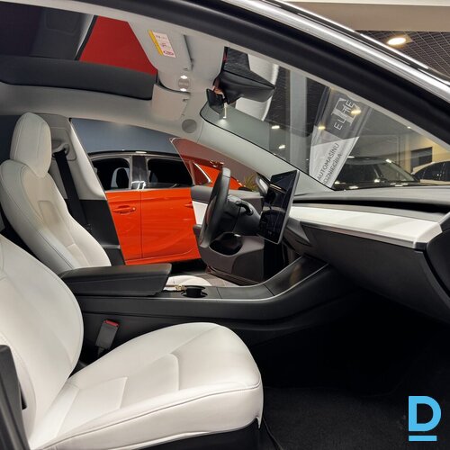 Pārdod Tesla Model 3 Standard Range Plus, 2019
