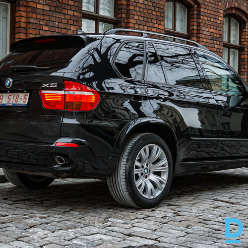 Pārdod BMW X5 3.0d, 2009