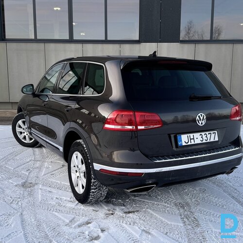 Pārdod Volkswagen Touareg 3.0d, 2016