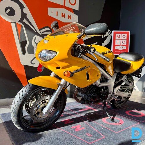 Pārdod Suzuki SV650 motociklu, 650 cm³, 2000
