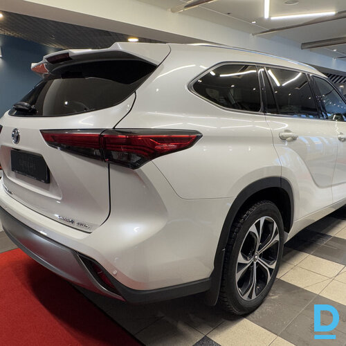 Pārdod Toyota Highlander 2.5 Hybrid, 2021 Pārdod Toyota Highlander 2.5 Hybrid, 2021