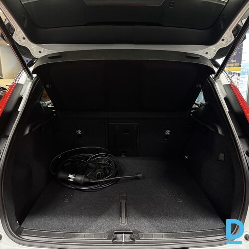 Pārdod Volvo XC40 Recharge, 2020