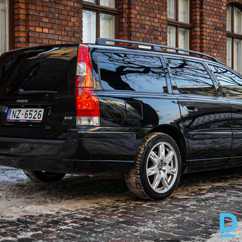 Pārdod Volvo V70 2.4d, 2007