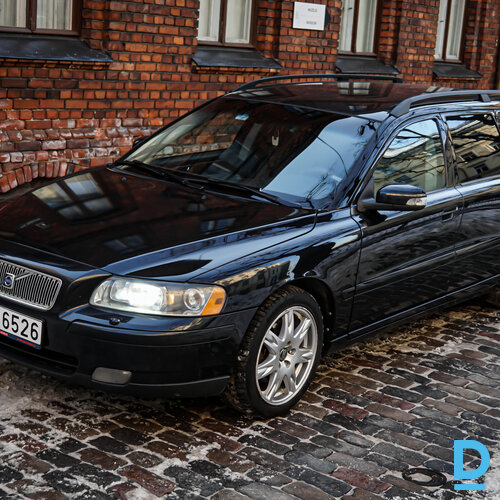 Pārdod Volvo V70 2.4d, 2007