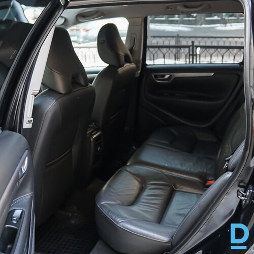 Pārdod Volvo V70 2.4d, 2007