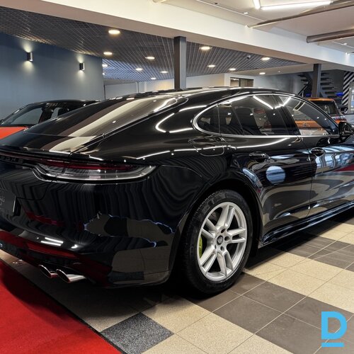 Pārdod Porsche Panamera 3.0 hibrīds, 2022