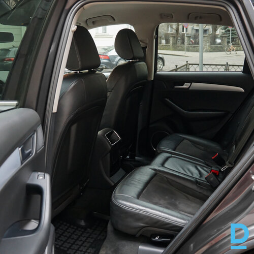 Pārdod Audi Q5 3.0D, 2009
