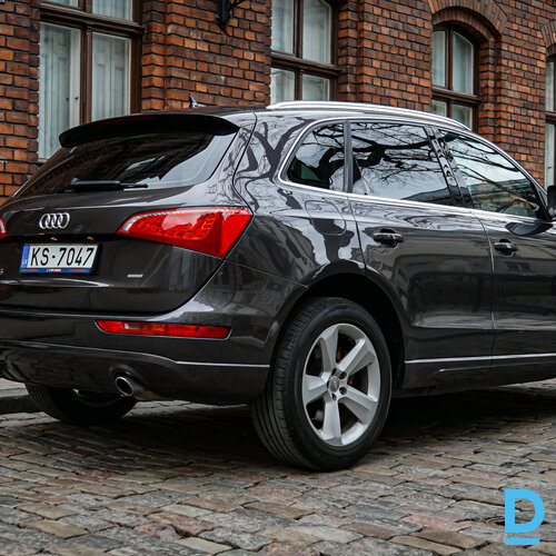 Pārdod Audi Q5 3.0D, 2009