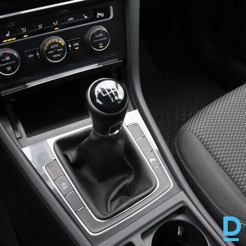 Pārdod Volkswagen Golf 7 Bluemotion 1.5i, 2019 Pārdod Volkswagen Golf 7 Bluemotion 1.5i, 2019